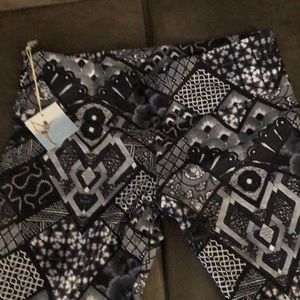 Onzie full length yoga pants
